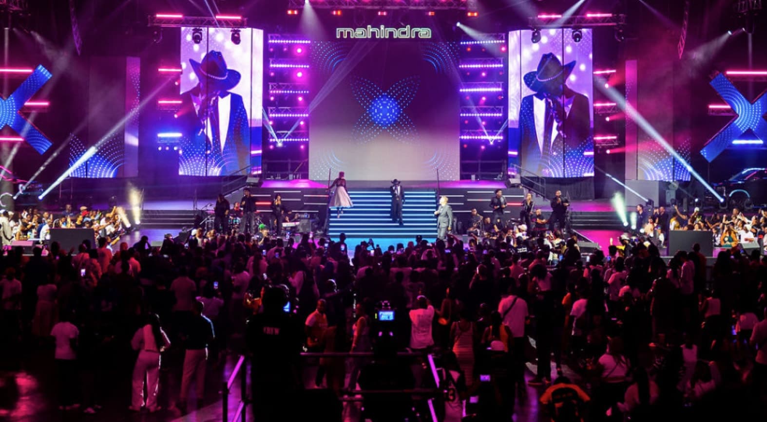 Crowd facing the Mahindra-branded Fusion Fest main stage