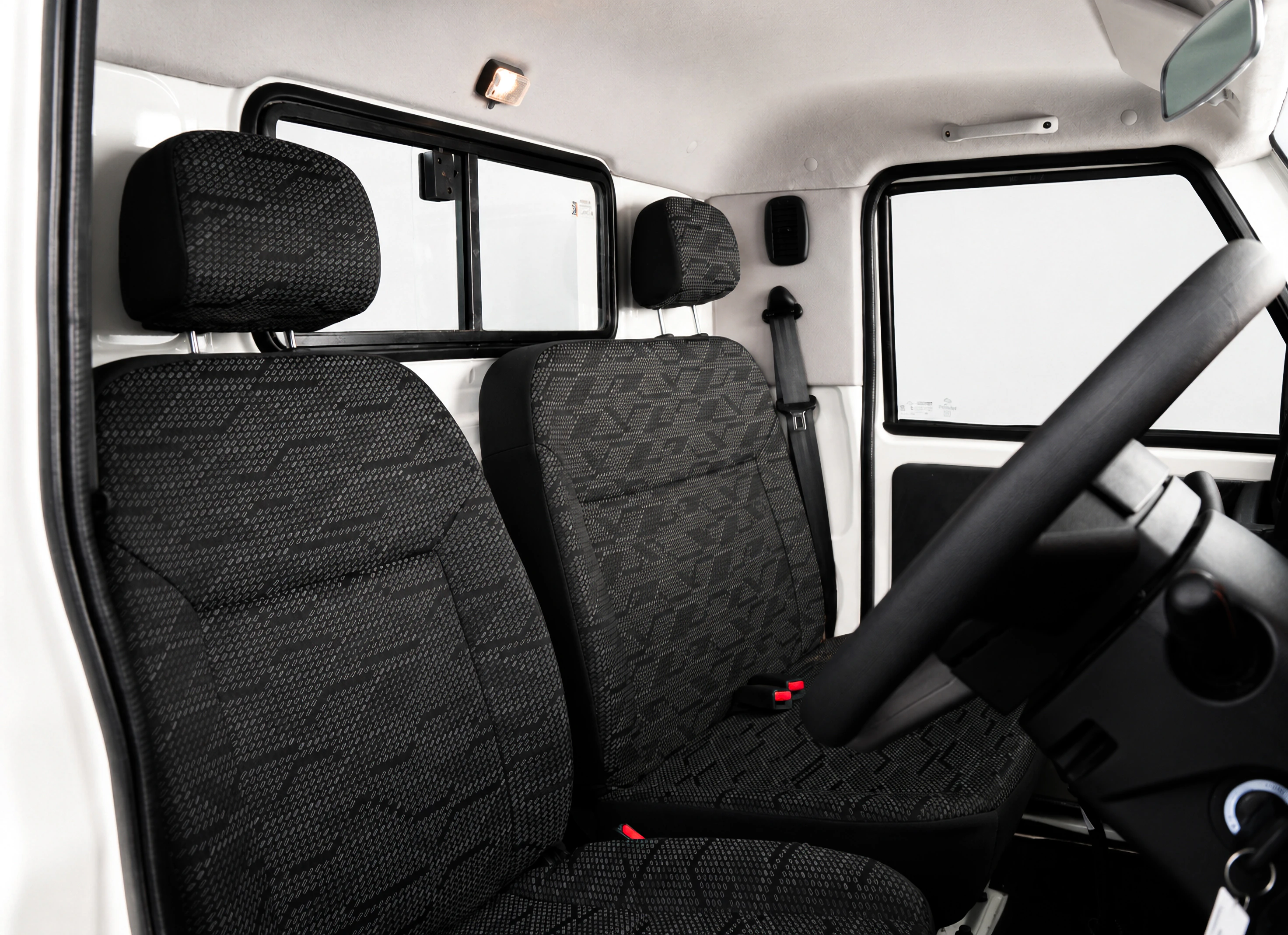 Mahindra Bolero MaXX City cabin comfort