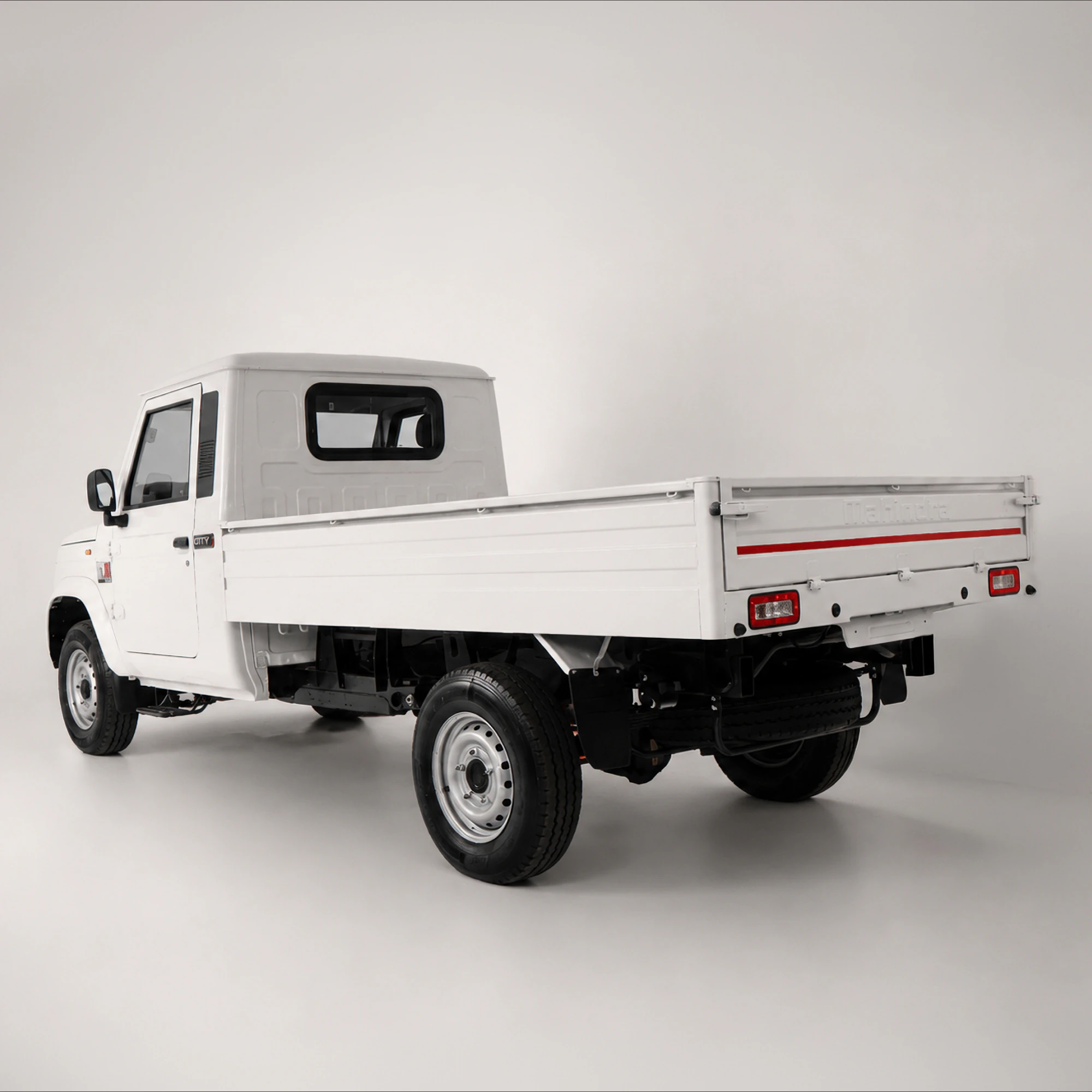 Mahindra Bolero MaXX City load bin